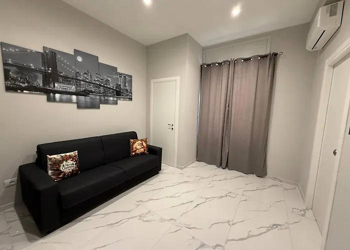 فندق مبيت وإفطار Stella ساليرنو